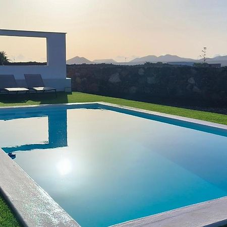 Villa Los Volcanes Лахарес Екстериор снимка